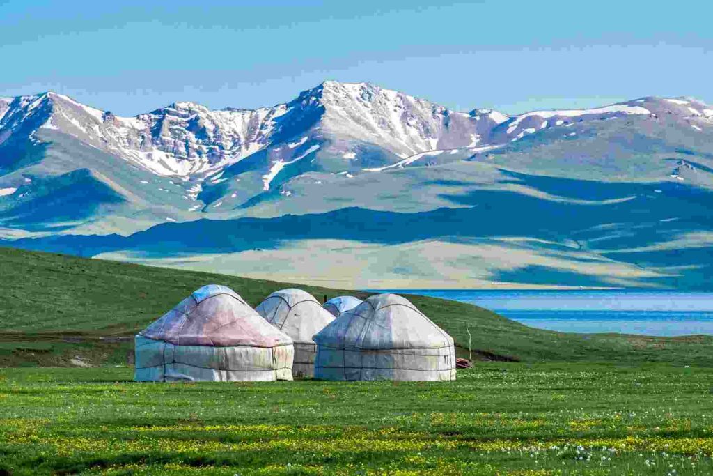 Best Tourist Places To Visit In Kyrgyzstan